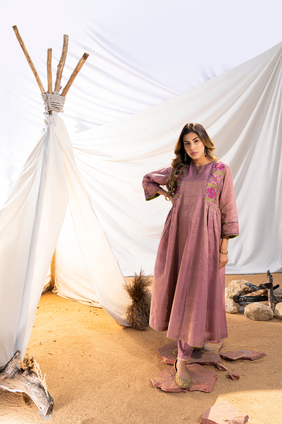 Mauve Handloom Cotton Zari Tissue Embroidered Kurta Set